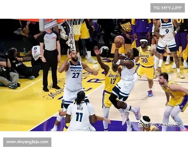 2025 年 NBA 季后赛:积分榜、对阵表和缠斗更新 2025 年 NBA 季后赛:积分榜、对阵表和缠斗更新